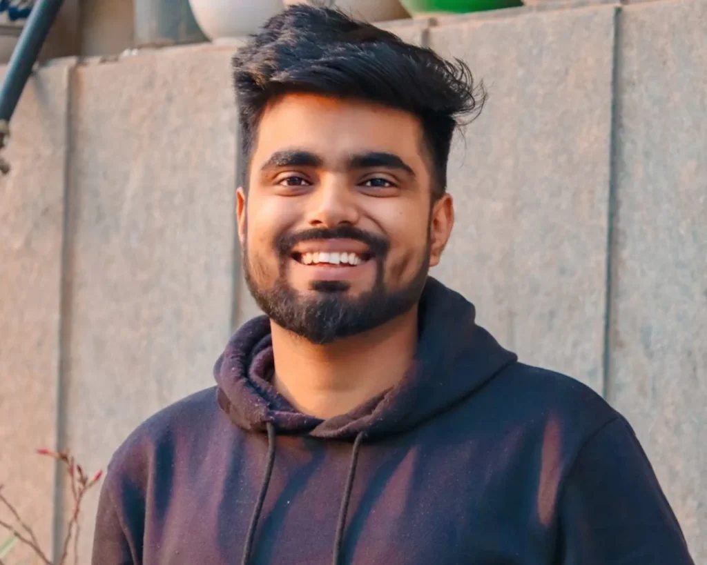 Dushyant Kukreja(#1 out of 10 youtuber)